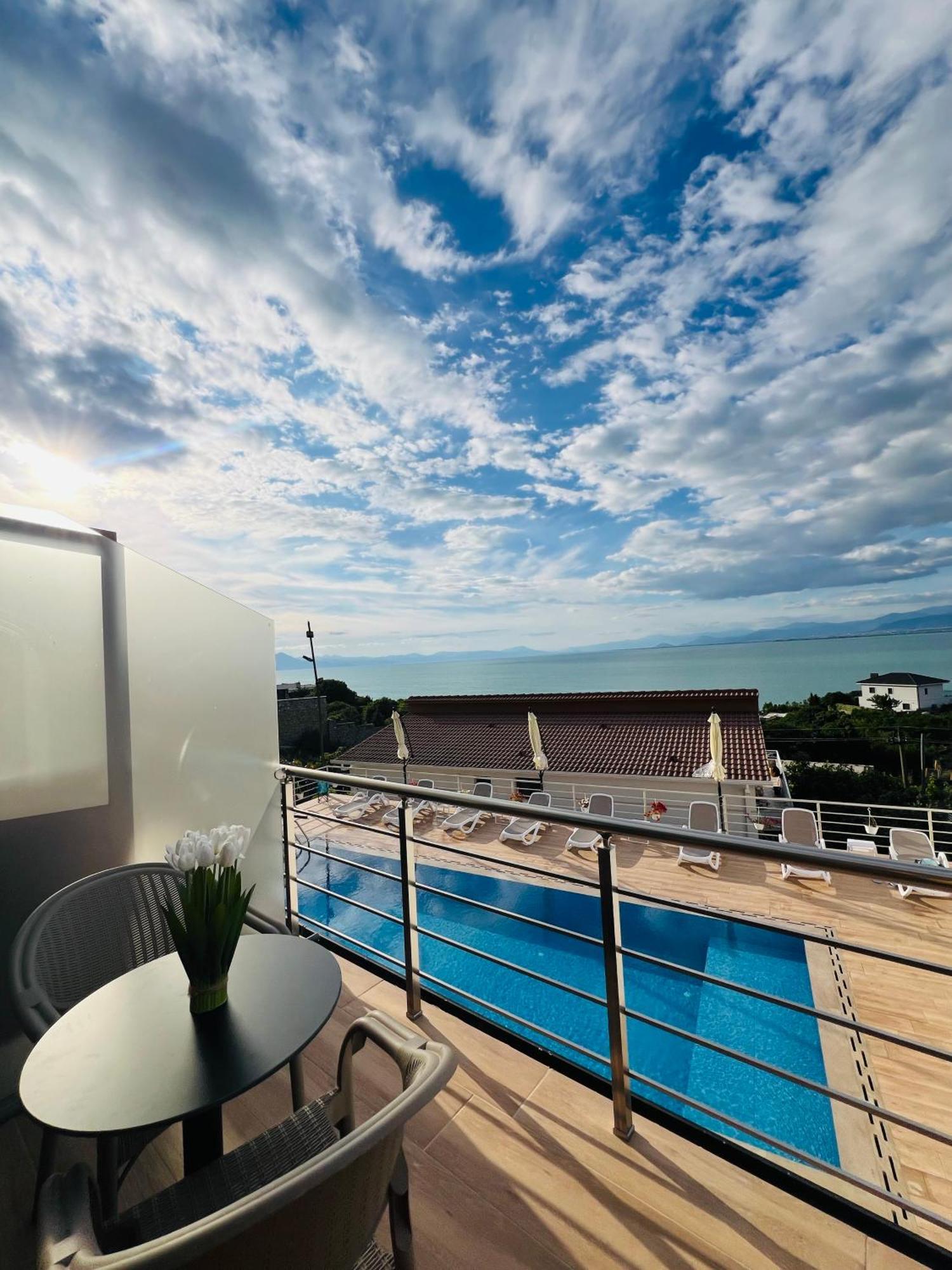 Iart Residence Shiroka Exterior photo